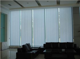 垂直簾.jpg 垂直簾.jpg