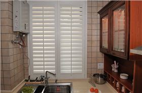 百葉窗簾選購小技巧 為家居增舔清涼氣息 百葉窗簾選購小技巧 為家居增舔清涼氣息