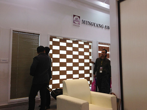 金鳳凰窗簾品種多樣，是不錯的選擇！