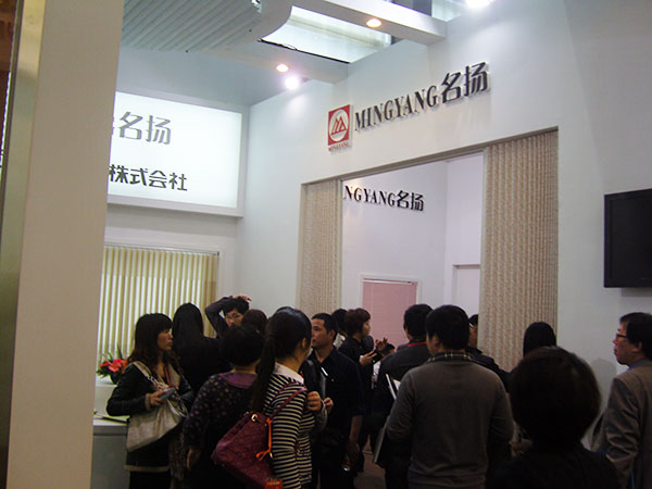 金鳳凰窗簾品種多樣，是不錯的選擇！