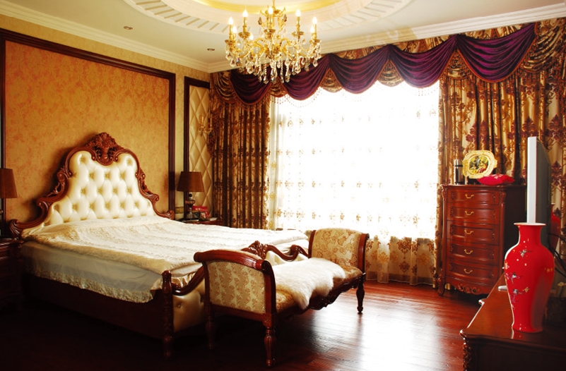 奢華新享 復(fù)古當(dāng)?shù)?--上海翡翠別墅 奢華新享 復(fù)古當(dāng)?shù)?--上海翡翠別墅